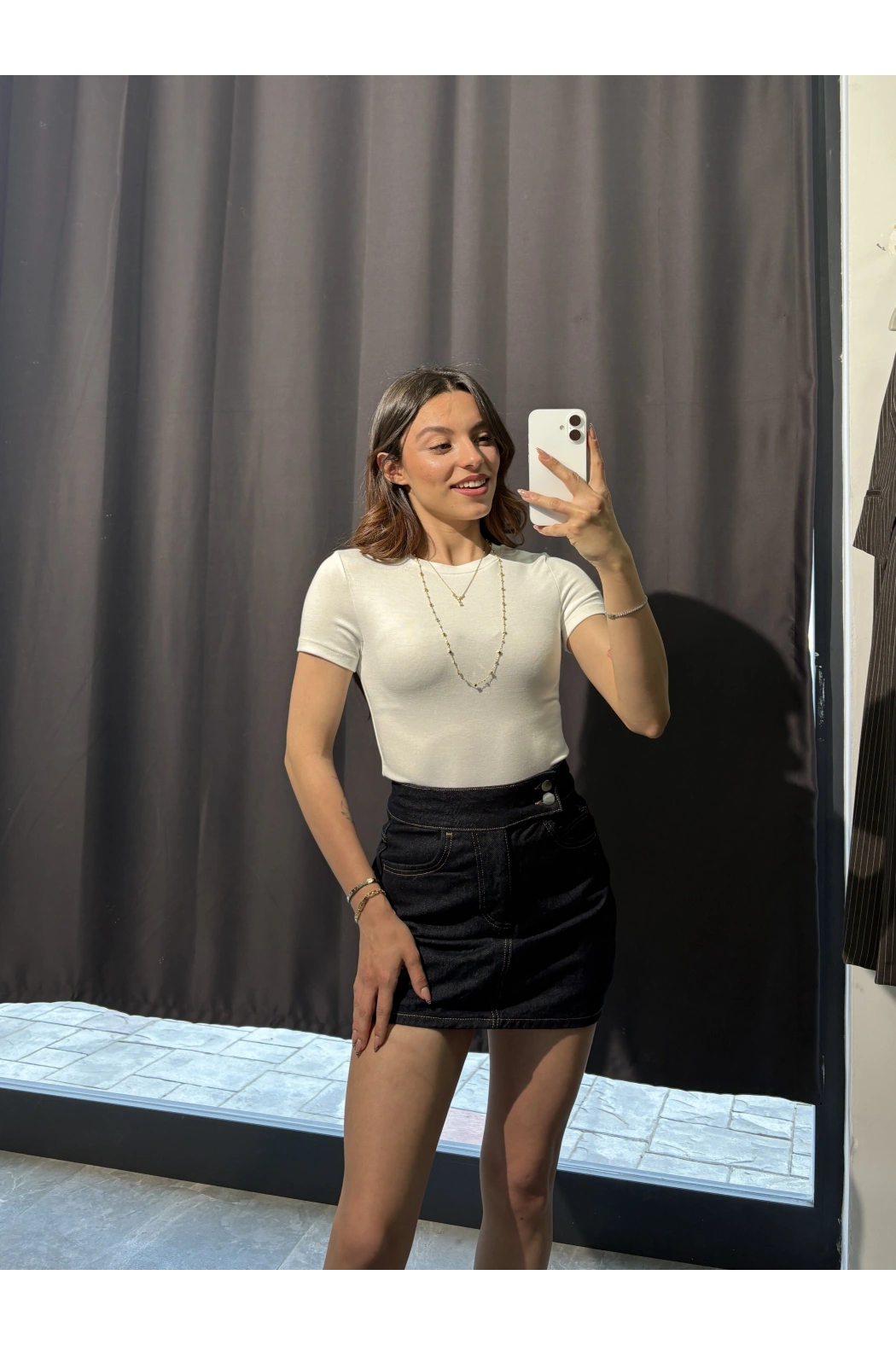 Bisiklet Yaka Basic Beyaz Body