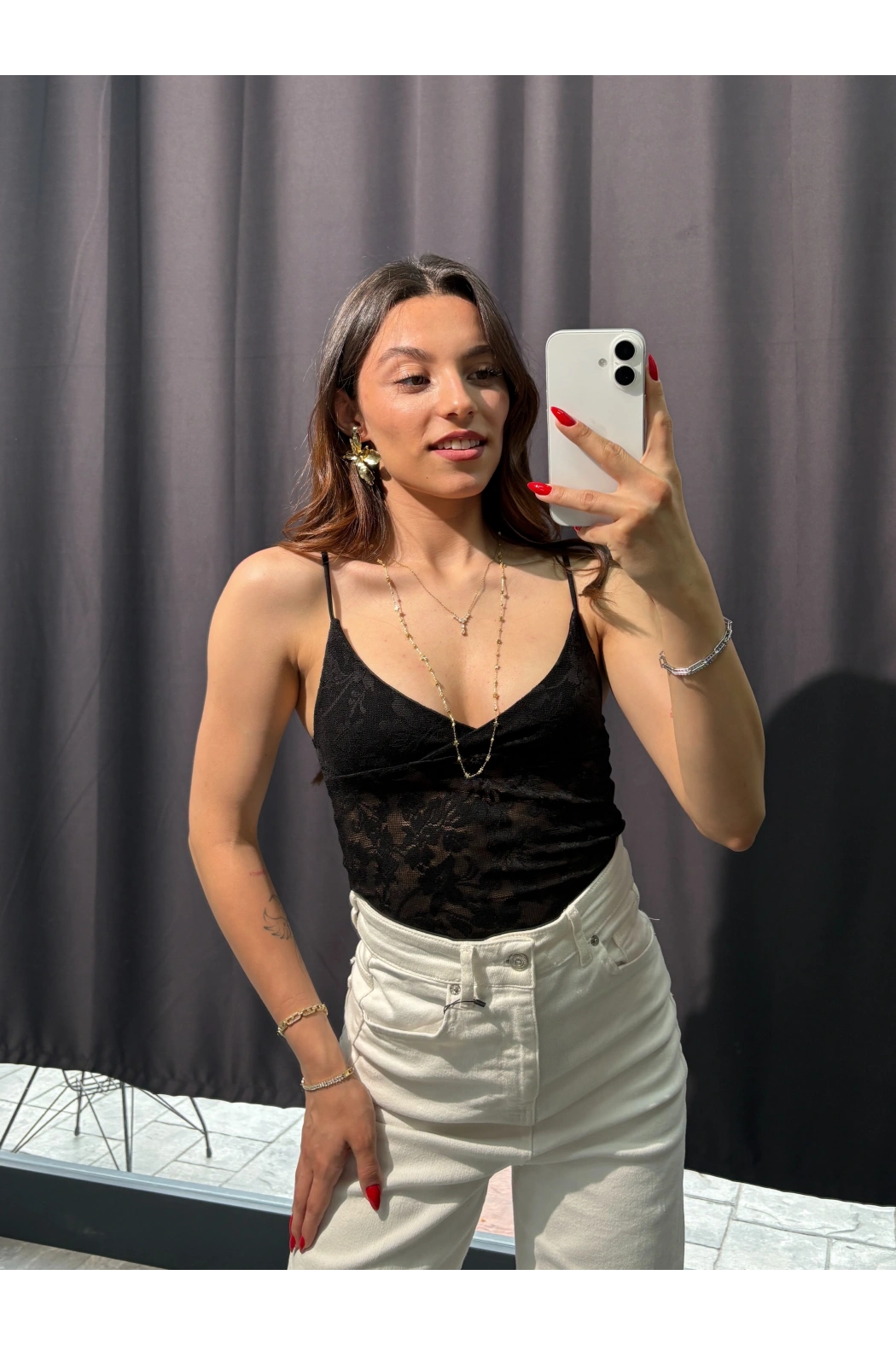 İp Askılı Siyah Dantel Bodysuit