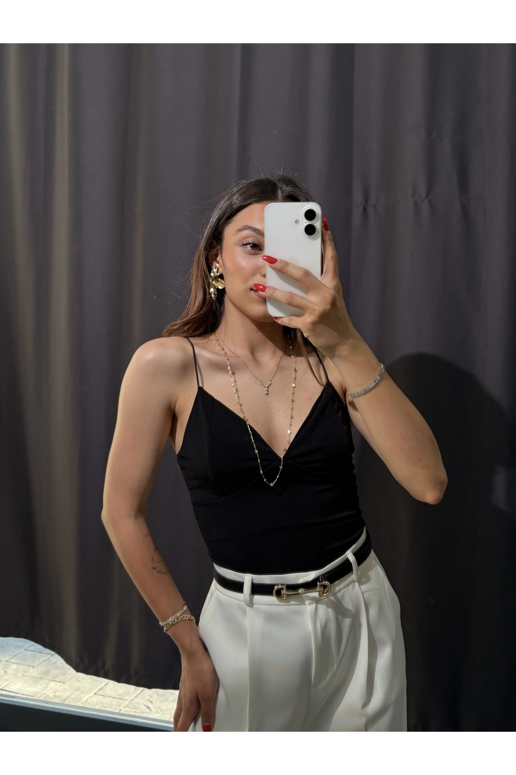 V Yaka İp Askılı Bodysuit Siyah