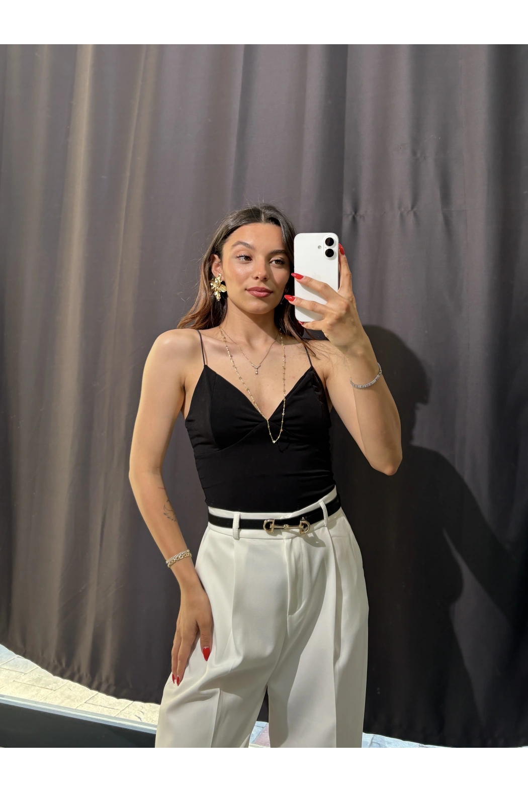 V Yaka İp Askılı Bodysuit Siyah