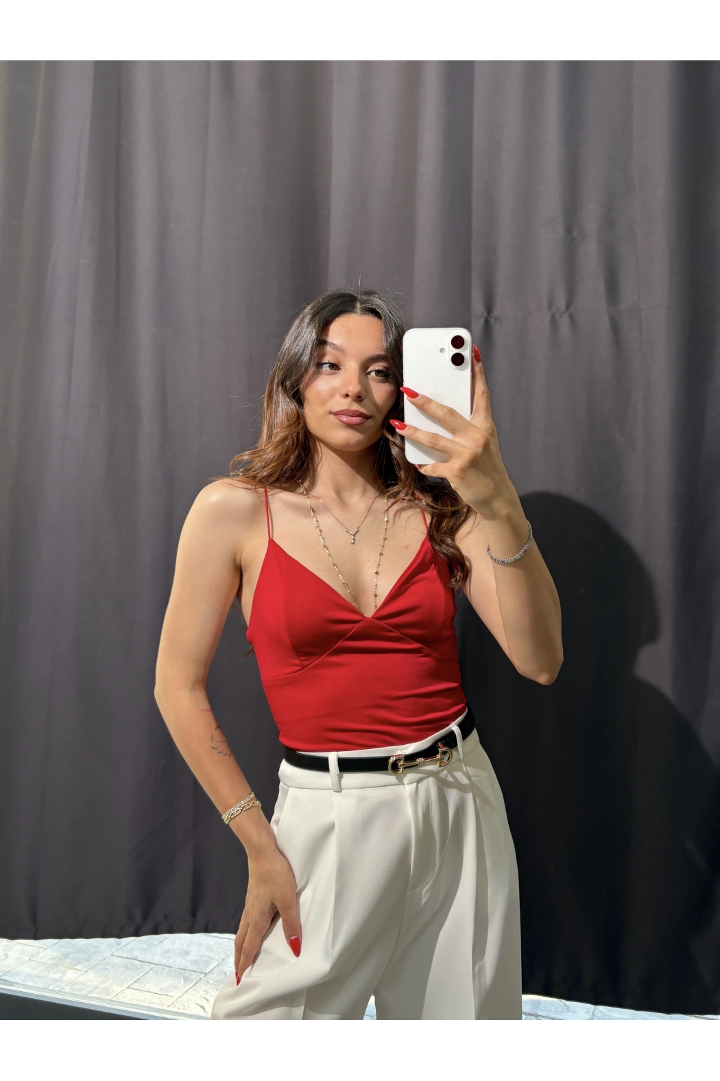 V Yaka İp Askılı Bodysuit Kırmızı
