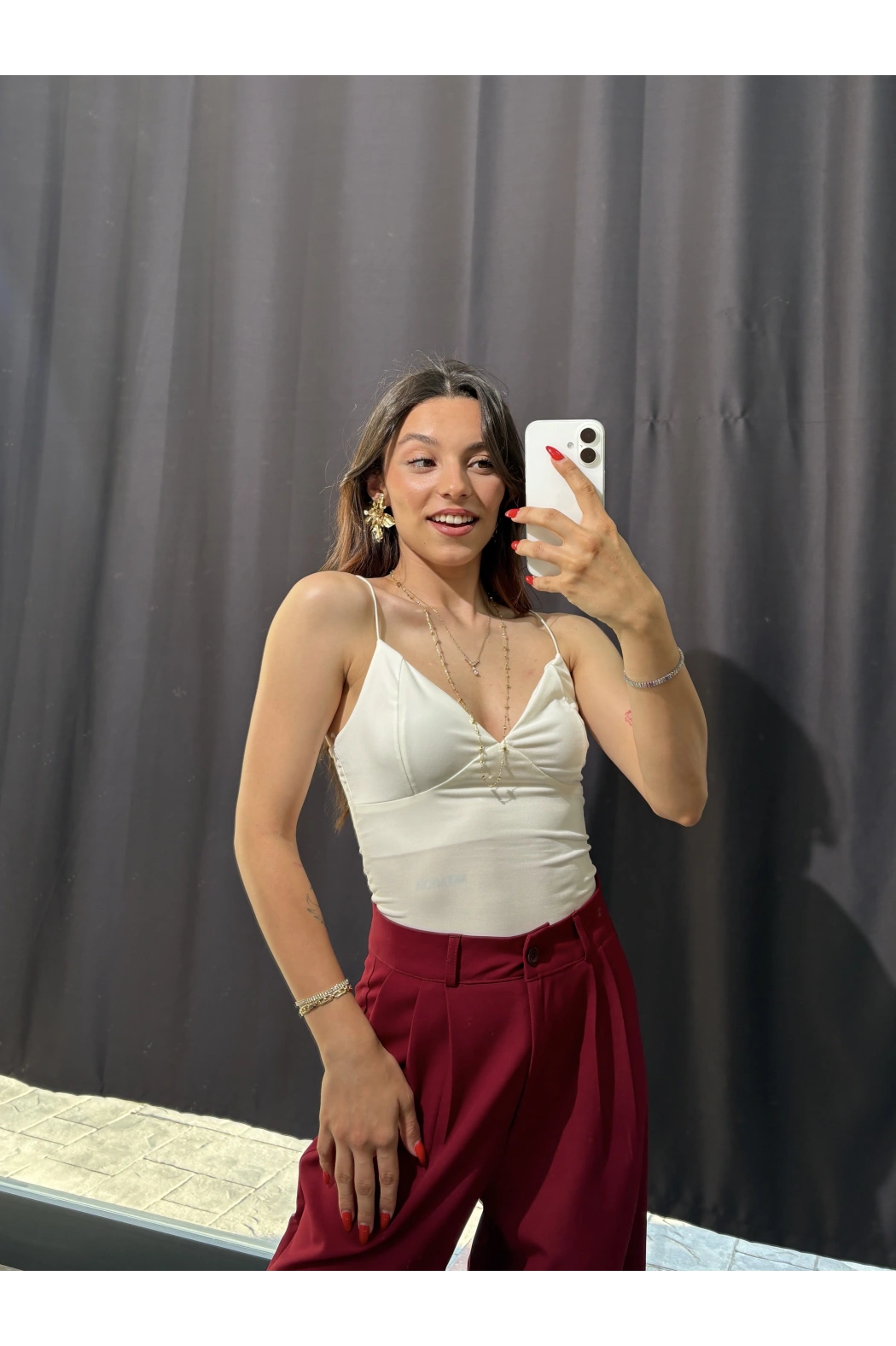 V Yaka İp Askılı Bodysuit Beyaz