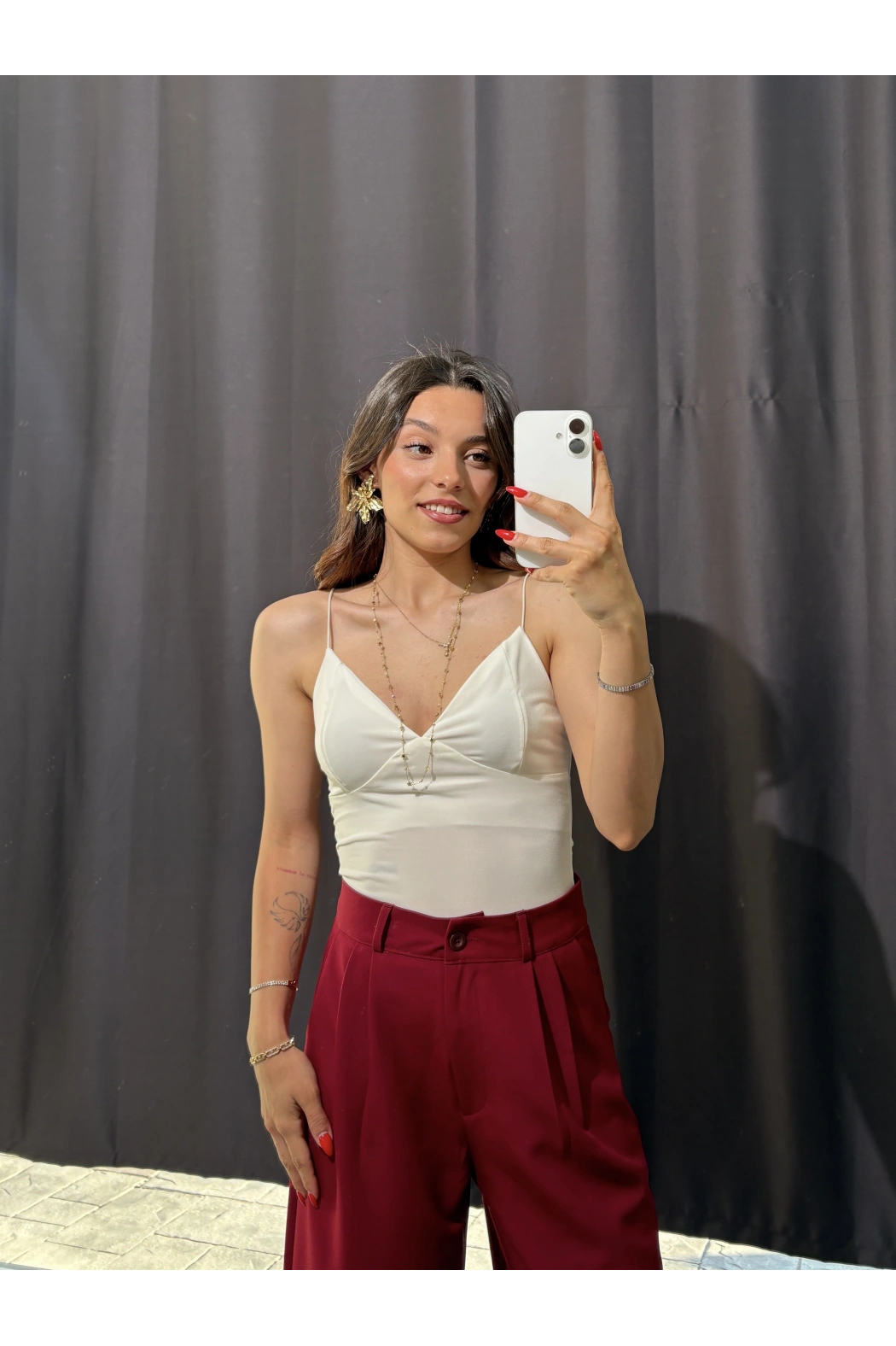 V Yaka İp Askılı Bodysuit Beyaz