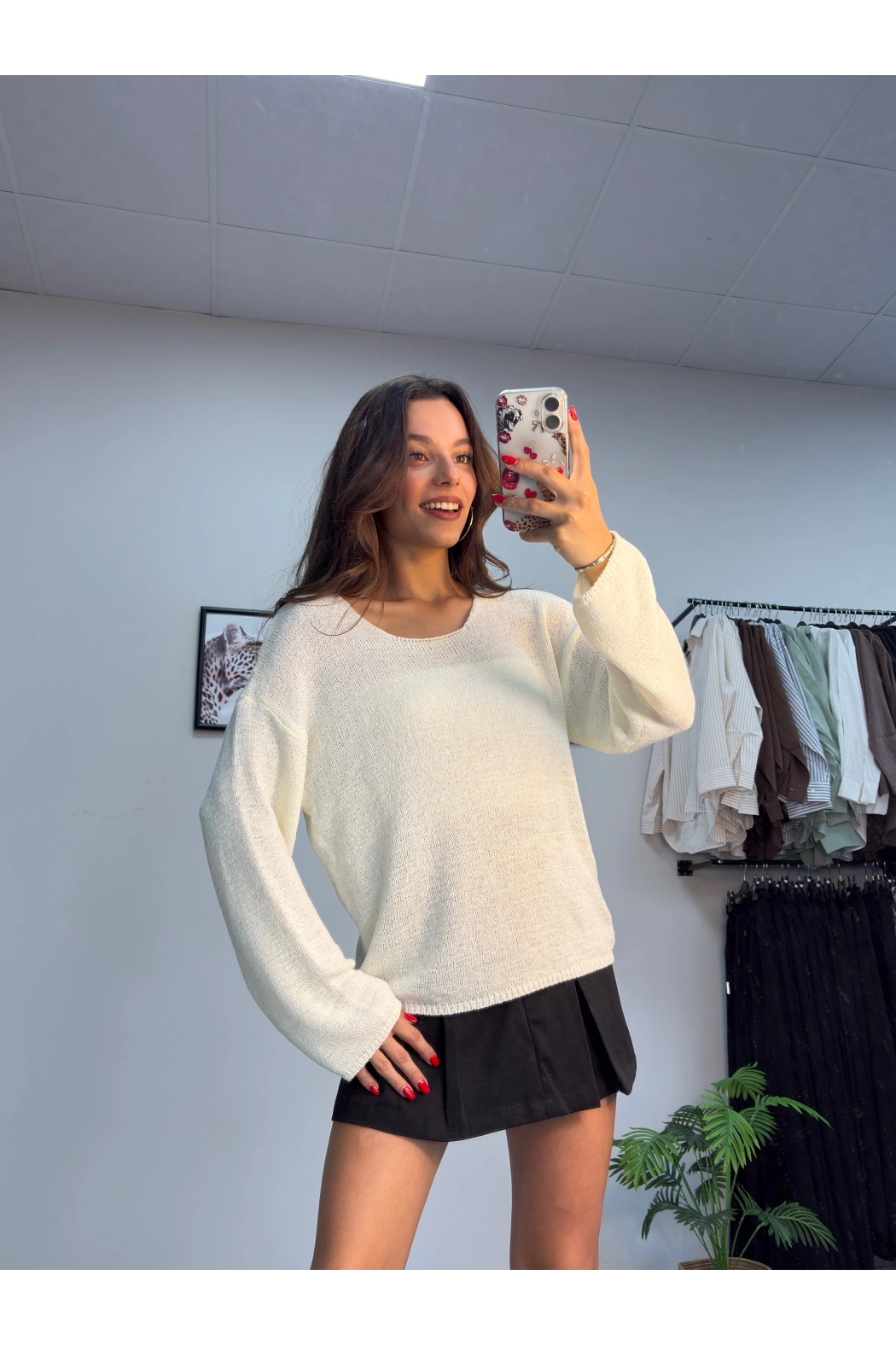 Krem Salaş Örme Kazak