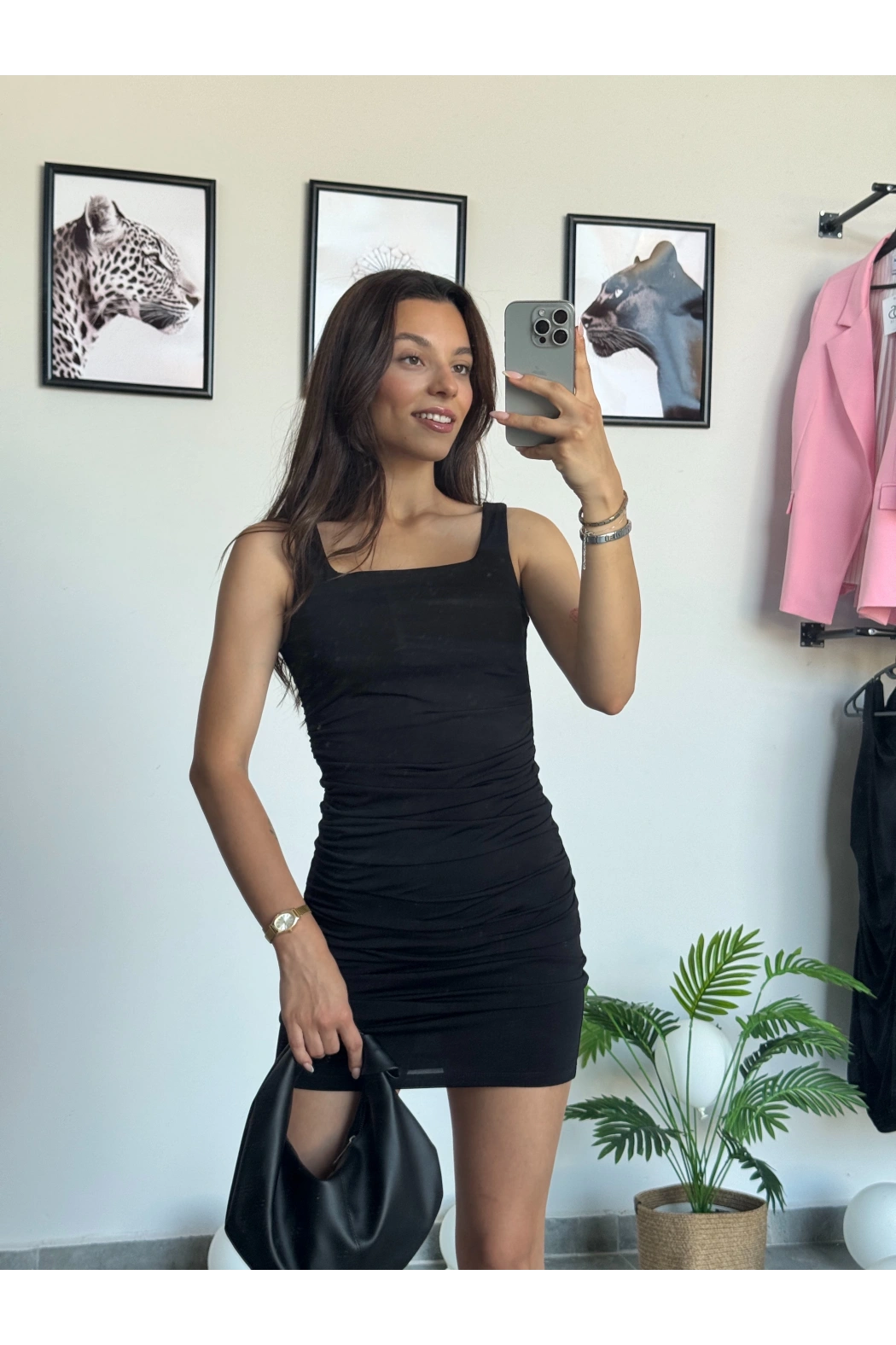 Siyah Büzgülü Elbise