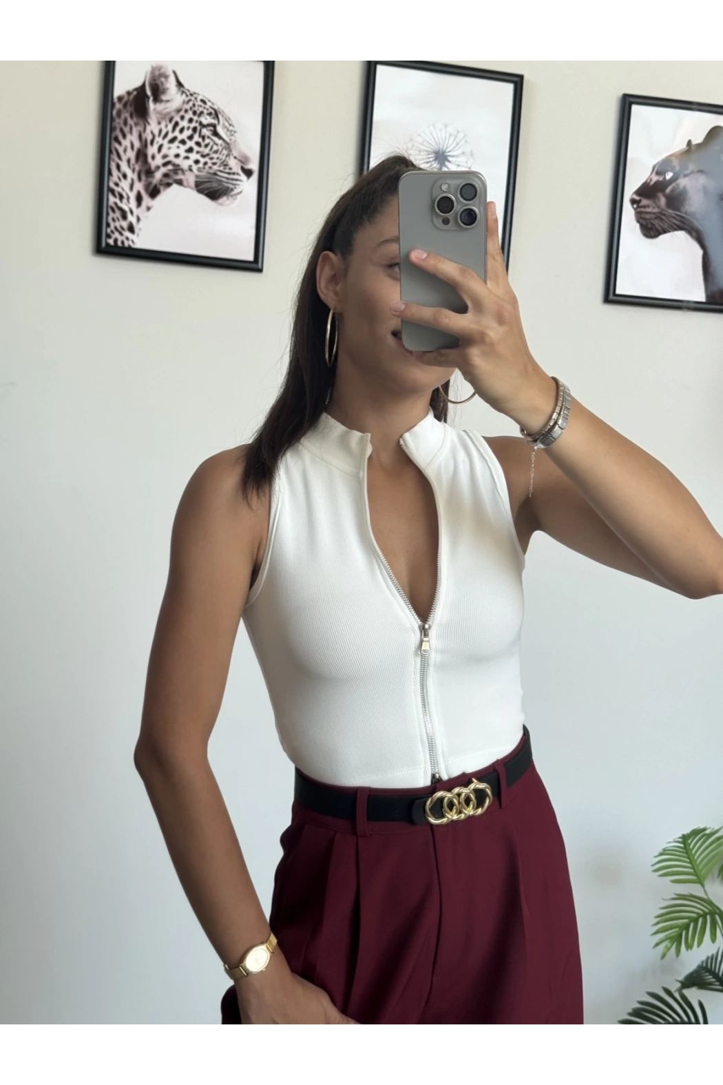 Beyaz Fermuarlı Crop