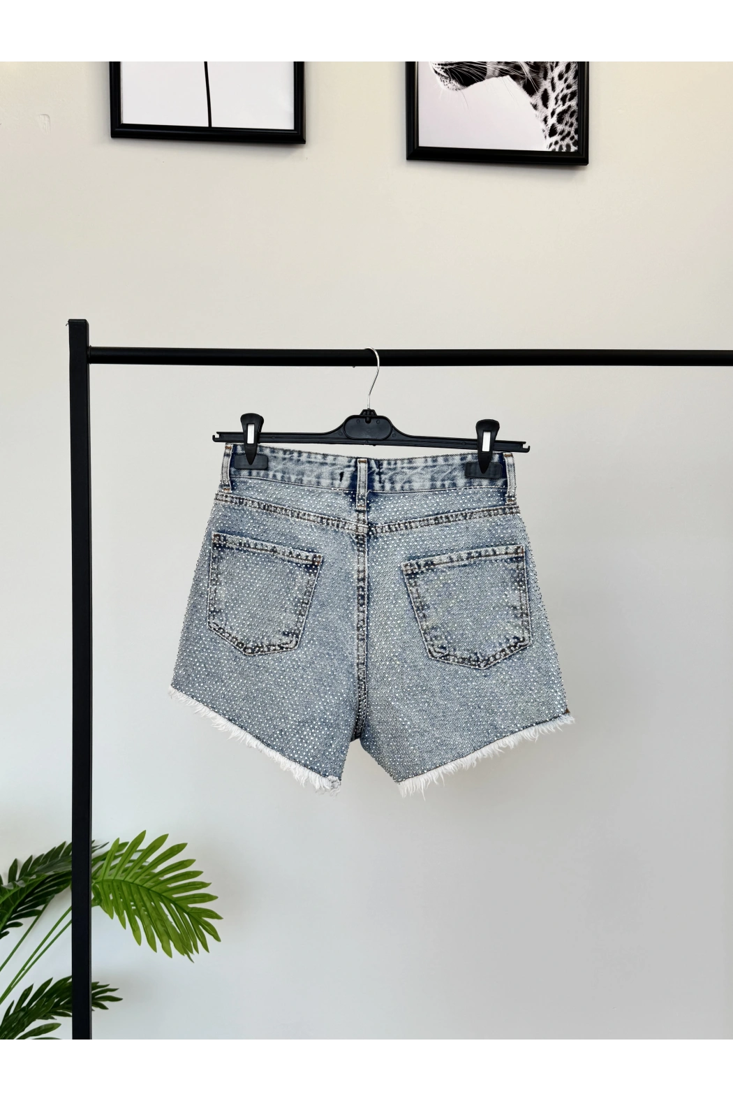 Taşlı Kot Şort