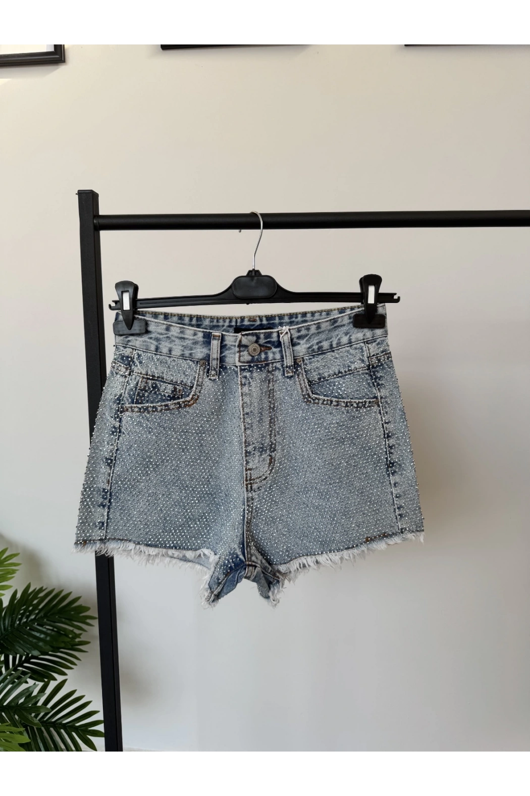 Taşlı Kot Şort