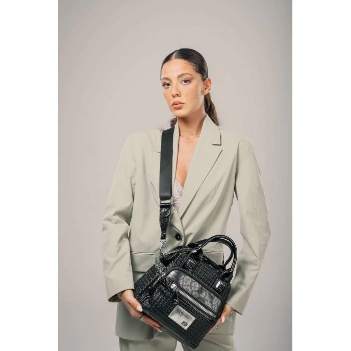 Karen Siyah Cilt Omuz Çantası