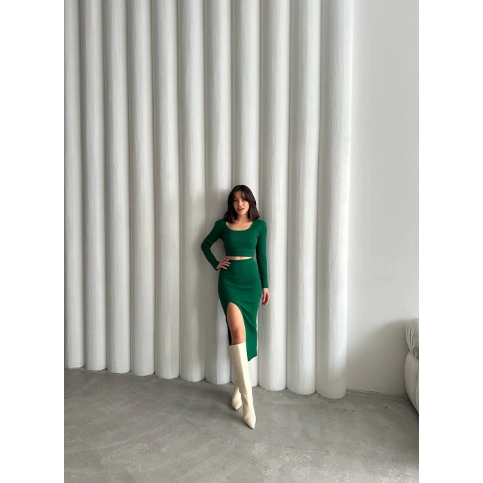 Kolllu alt üst takım