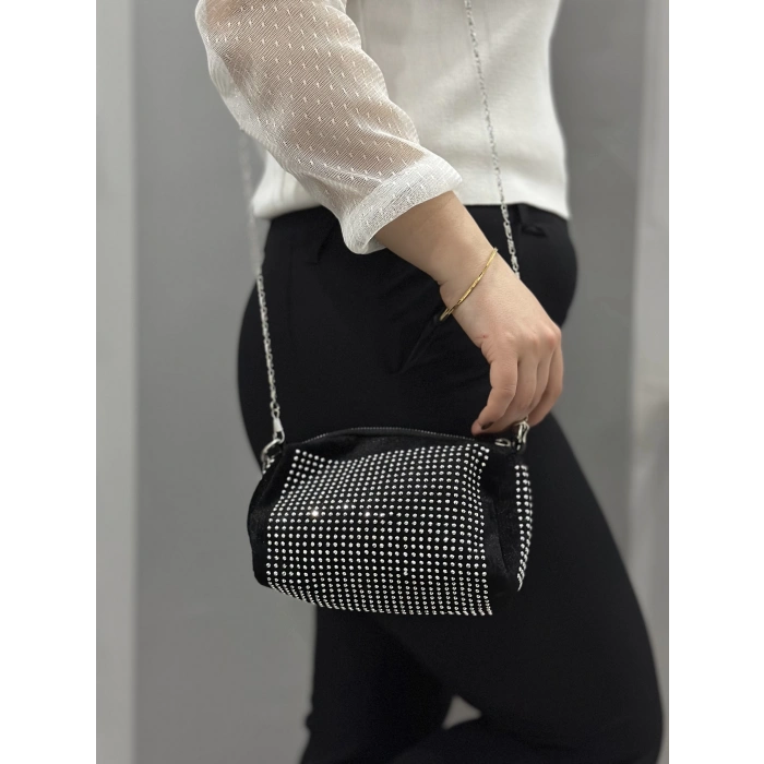 Taşlı siyah cilt çanta
