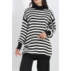 Yarım balıkçı yaka çizgili oversize triko kazak siyahbeyaz