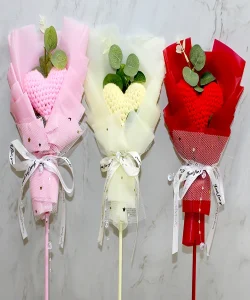 El Örgüsü Kalp Çiçeği Buketi SPR4968