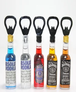 İkonik İçki Şişesi Tasarımlı Magnetli Şişe Açacağı SPR4607