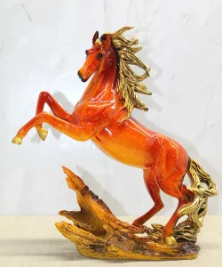 Polyester Şahlanmış At Figürü SPR4588