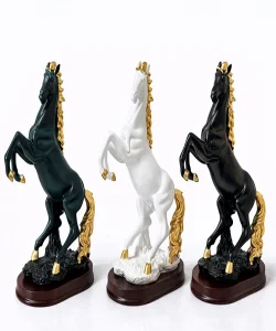 Polyester Şahlanmış At Figürü SPR1622