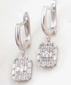 Supertrend Gümüş Kare Zirkon Taşlı Kadın Küpe