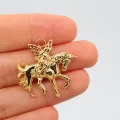 Altın Kap. Unicornlu Melek