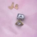 Beyaz Taşlı Sallantılı Charm