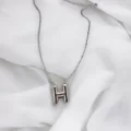 Çelik Harf Kolye Gümüş Renk H
