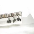 Fil Detaylı Sallantılı İtalyan Charm
