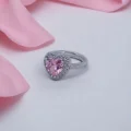Pembe Kalp Detaylı Yüzük Gümüş Renk