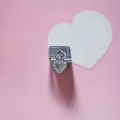 Sallantılı Minik Kalp Charm Gümüş Renk