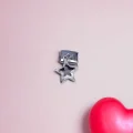 Sallantılı Yıldız Charm Gümüş Renk