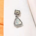 Zirkon Taşlı Üçgen Model Sallantılı İtalyan Charm