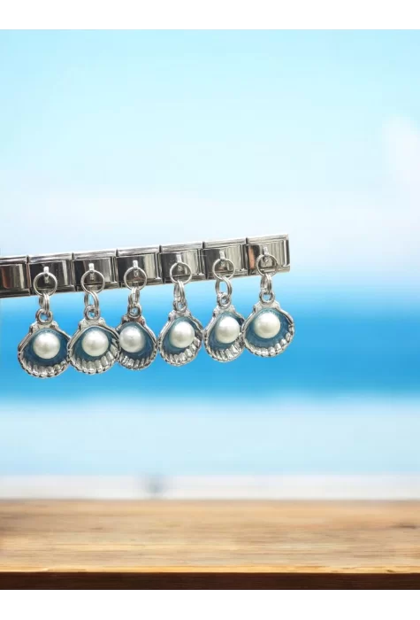 İstiridye Detaylı Sallantılı İtalyan Charm