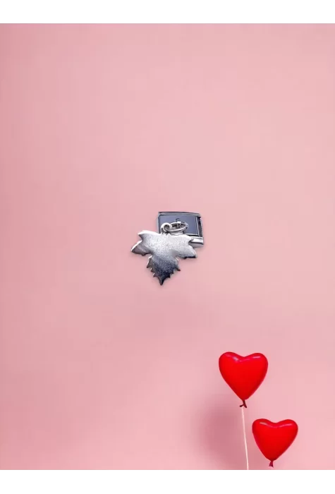 Yaprak Detaylı Sallantılı Charm