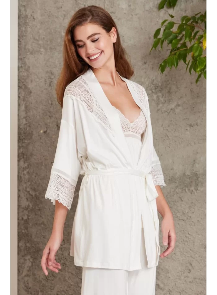 Kaliteli Şık 3Lü Ekru Pijama Takımı