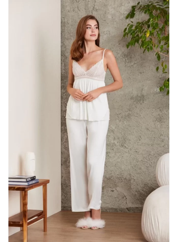 Kaliteli Şık 3Lü Ekru Pijama Takımı