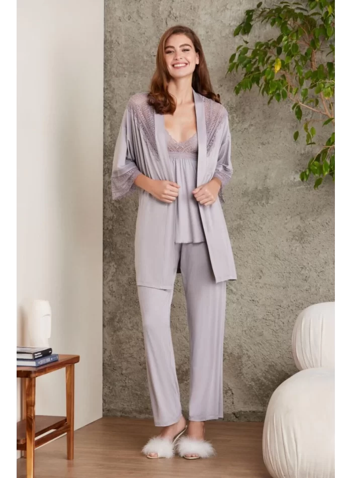 Kaliteli Şık Royal Dantelli Penye Pijama Takımı