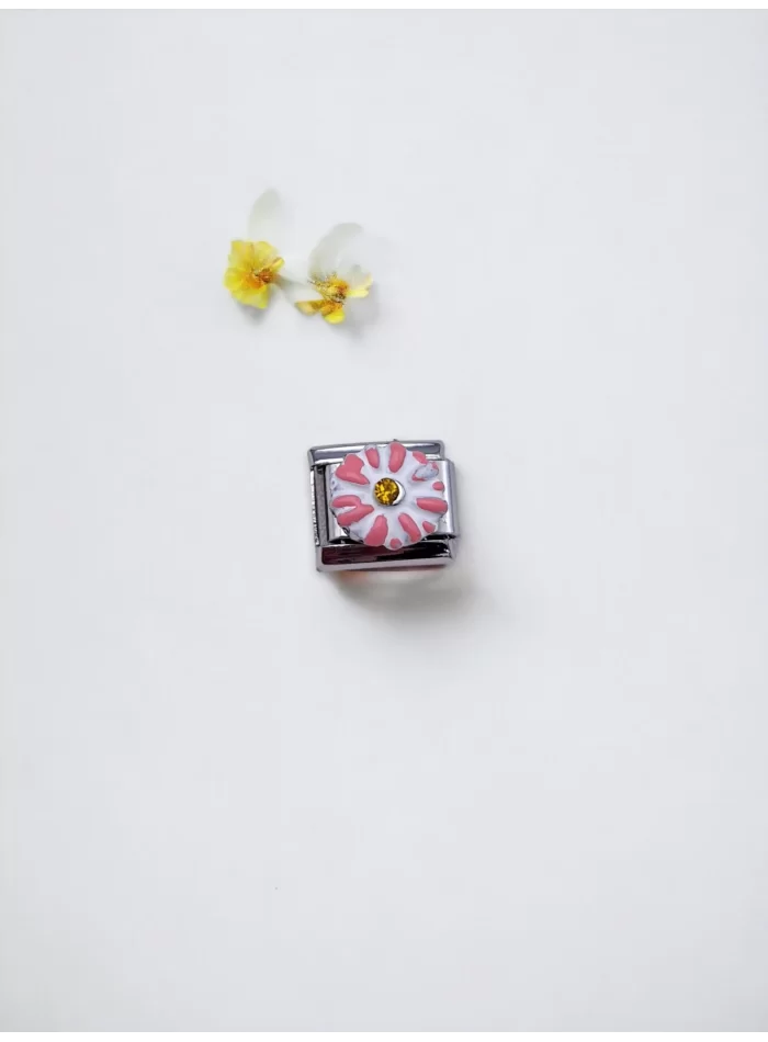 Pembe Papatya Detaylı Charm