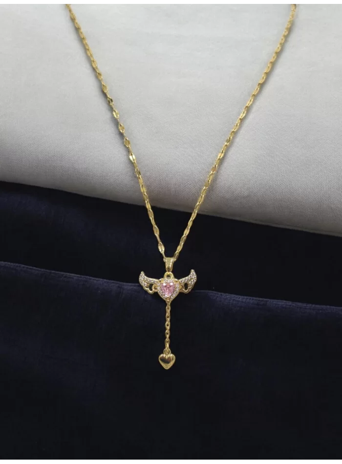 Pembe Zirkon Taşlı Kanatlı Çelik Kolye