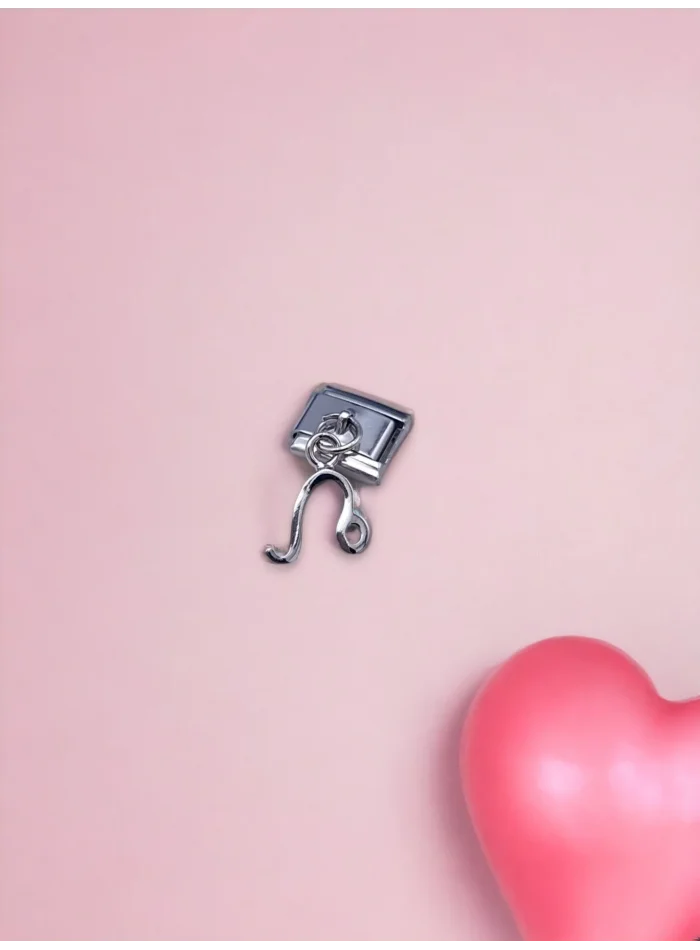 Sallantılı Aslan Burcu Charm Gümüş Renk