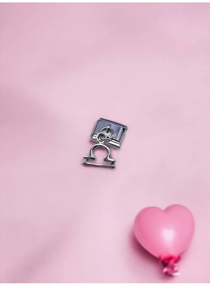 Sallantılı Terazi Burcu Charm Gümüş Renk