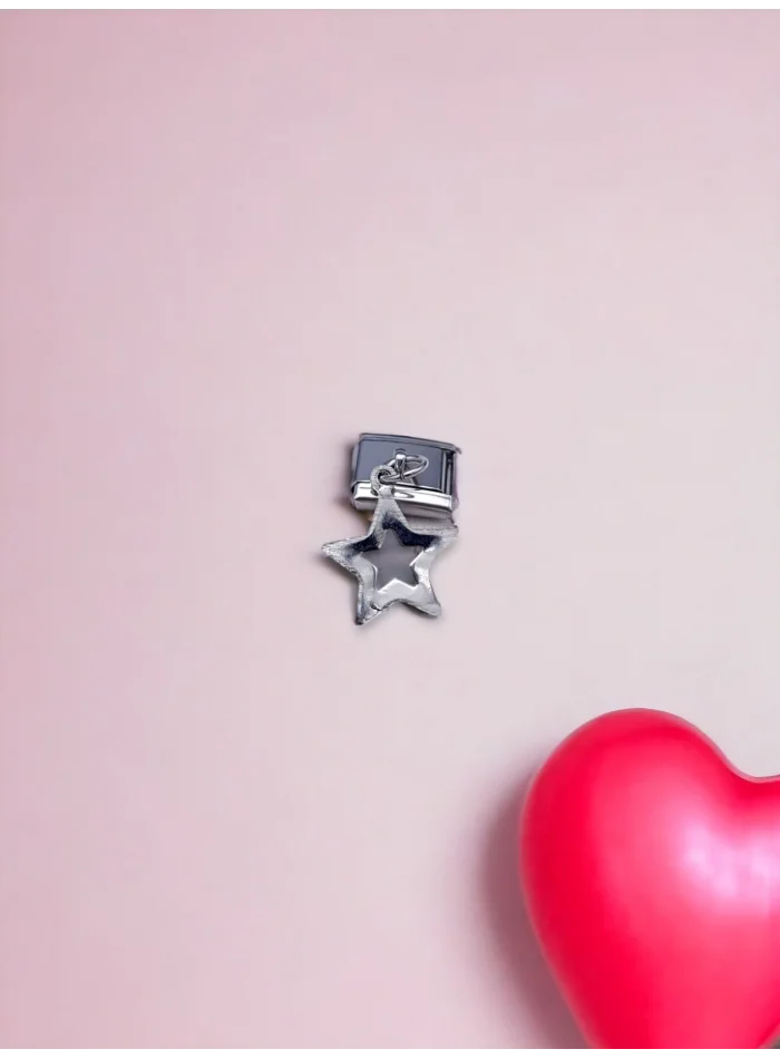 Sallantılı Yıldız Charm Gümüş Renk