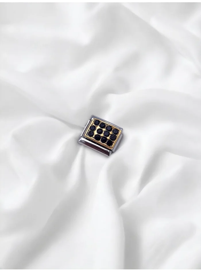Siyah Taşlı Charm