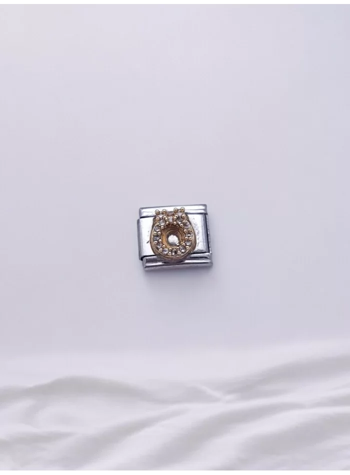 Zirkon Taşlı Harf Charm Ö