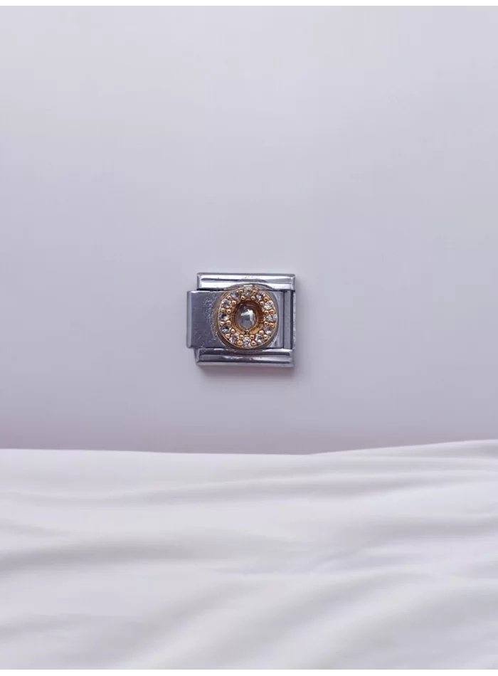 Zirkon Taşlı Harf Charm O
