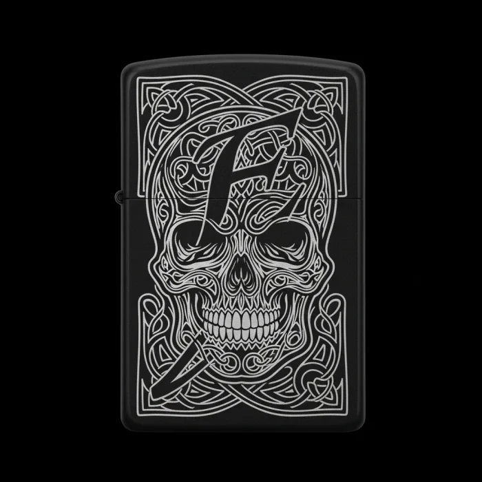 Benzinli Çakmak Kuru Kafa Figürlü E Harfli Tasarım - V55