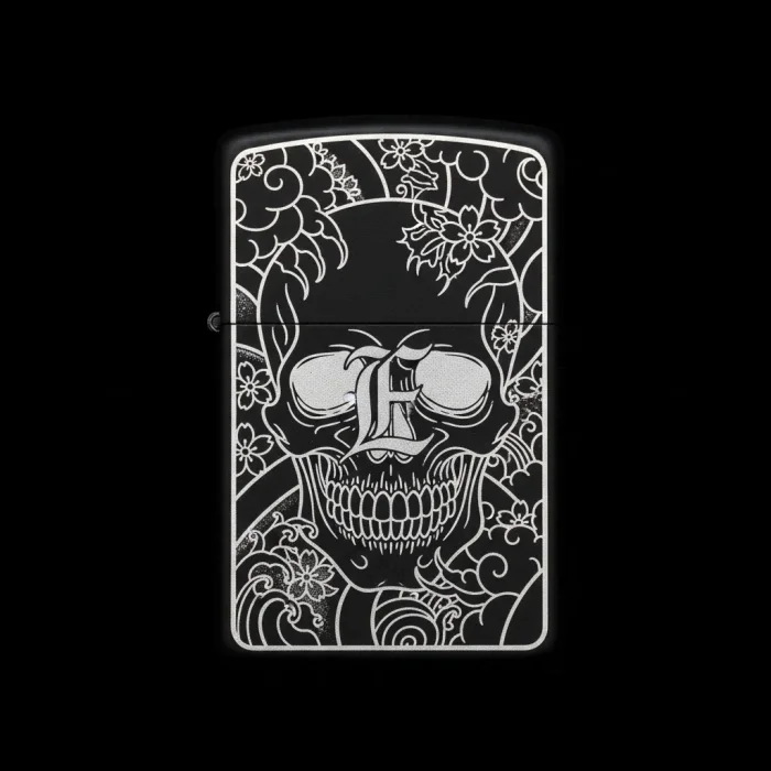 Benzinli Çakmak Kuru Kafa Figürlü E Harfli Tasarım - V78