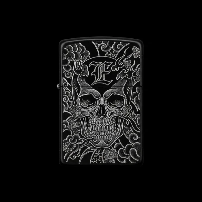 Benzinli Çakmak Kuru Kafa Figürlü E Harfli Tasarım - V80