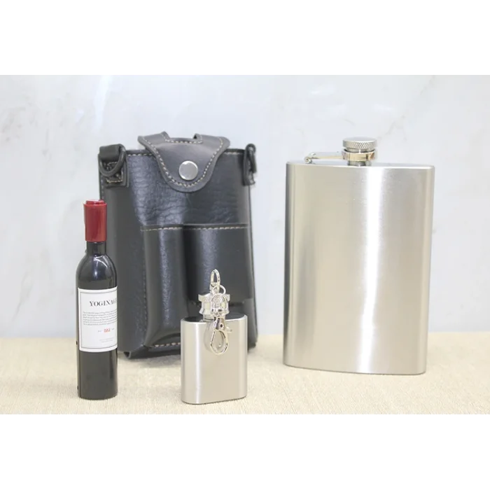 Deri Kılıflı Matara Seti TKN3927