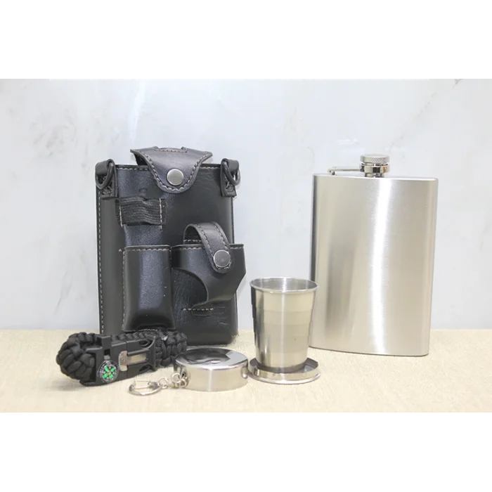 Deri Kılıflı Shot Bardaklı Matara SPR3913