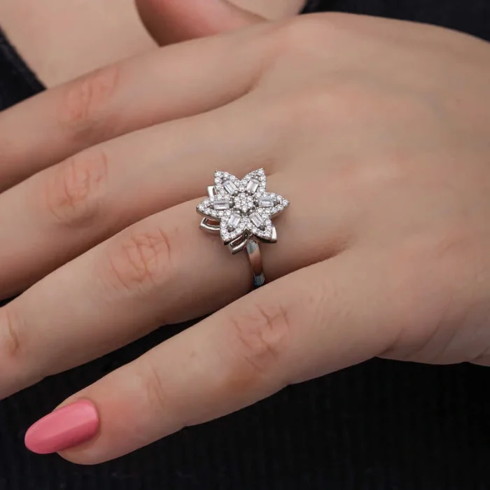 Supertrend ​gümüş Ayarlanabilir Yıldız Baget Taşlı  Dönen Stres Kadın Yüzük