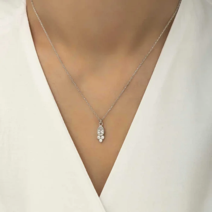 Supertrend Gümüş Çiğ Damlası Tektaş Bayan Kolye
