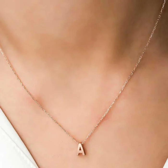 Supertrend Gümüş Rose 3 Boyutlu A Harf Bayan Kolye
